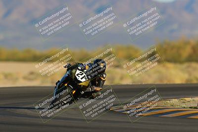 media/Oct-29-2022-CVMA (Sat) [[14c0aa3b66]]/Race 13 Femmewalla (Holeshot 2nd Wave)/